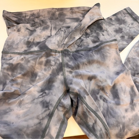 lululemon athletica Pants - Lululemon Tie Dye leggings